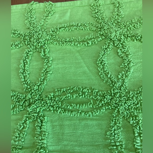 NWT Tufted Cotton Chenille Runner Manual Brand LIME GREEN Farmhouse Chic - Picture 3 of 8